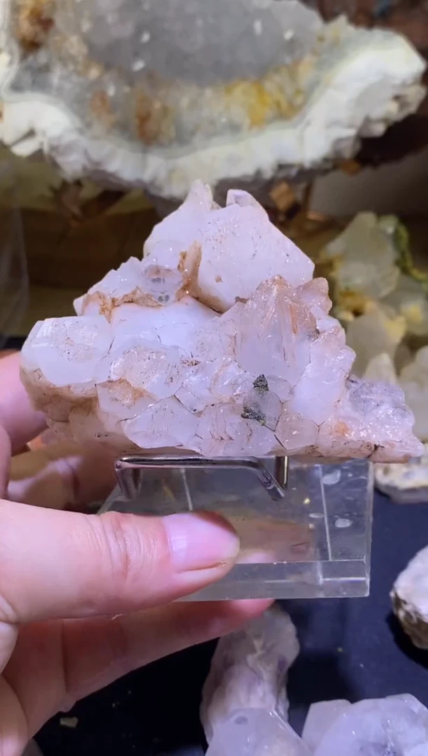 未镶嵌珠宝半成品水晶94号195g四川美姑超七花园水晶