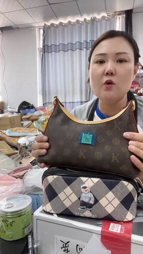 牦牛剖层皮革琪老板女包1号店超好看发图片款