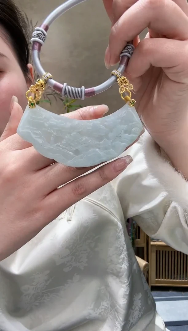 【闪购商品】翡翠颈饰未镶嵌吊坠