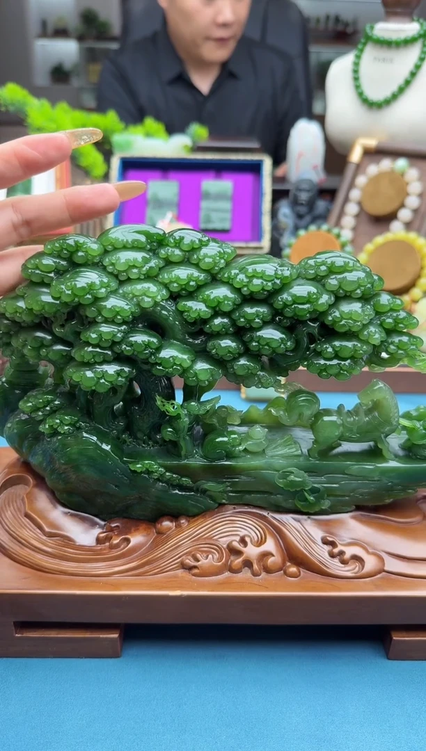 未镶嵌和田玉摆件eb