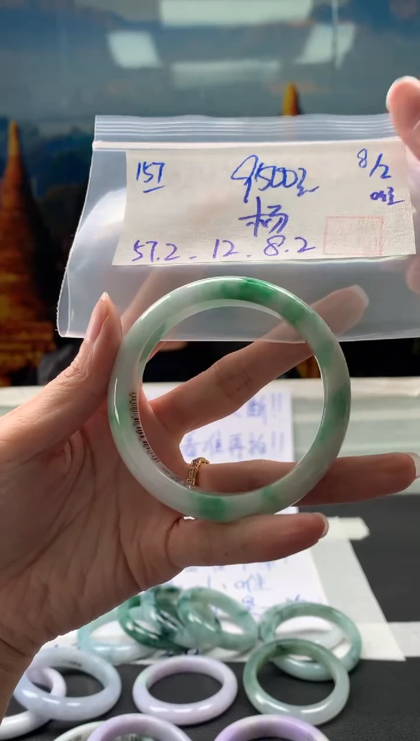 【闪购商品】翡翠手镯未镶嵌翡翠手镯 下单联系小耳机#157