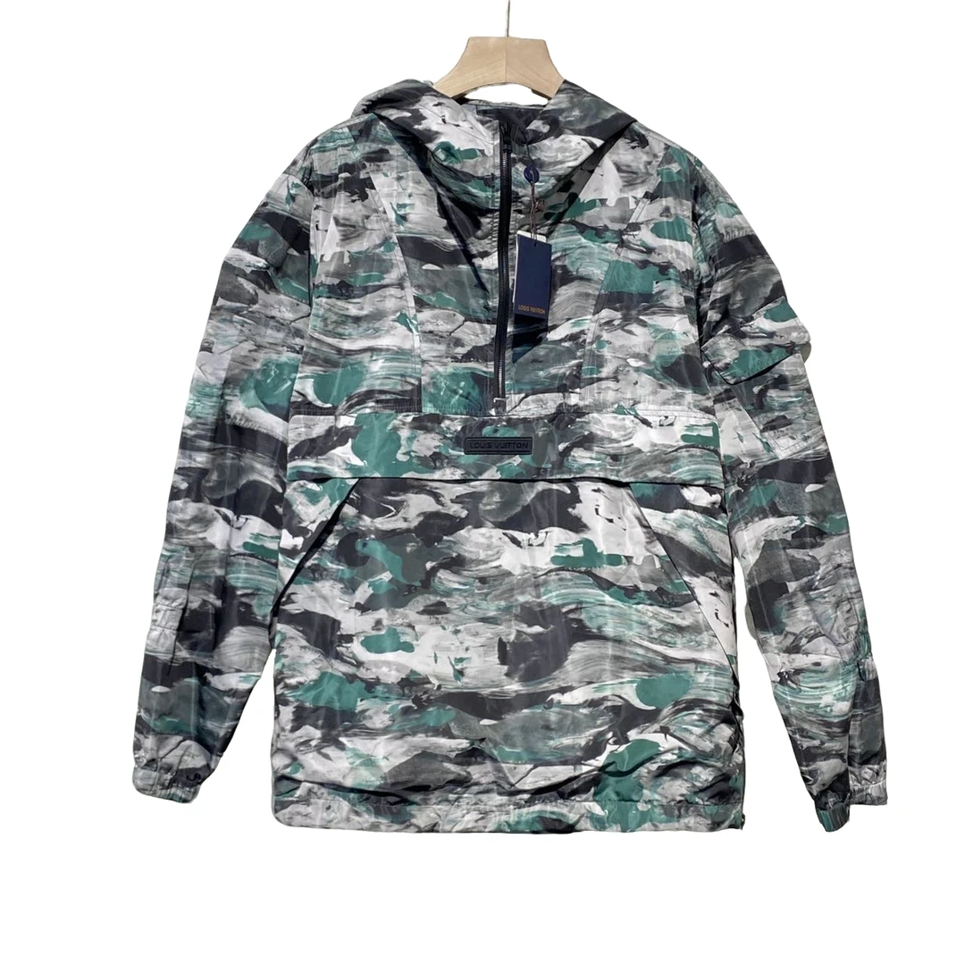 全新未使用 LouisVuitton/路易威登 迷彩满印卫衣/52码/XG-Y13517