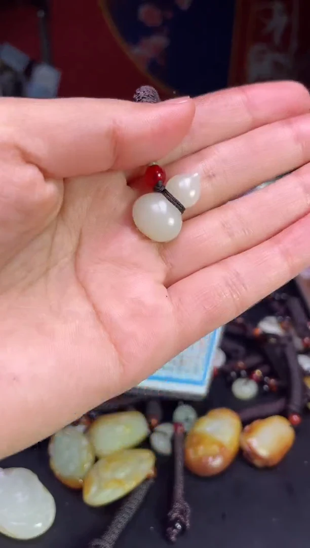 颈饰未镶嵌和田玉123