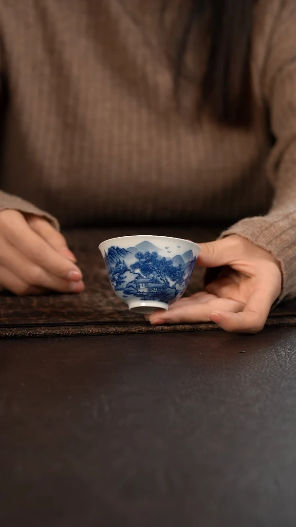 【闪购商品】杯972号HLX陶瓷重工山水小撇口杯