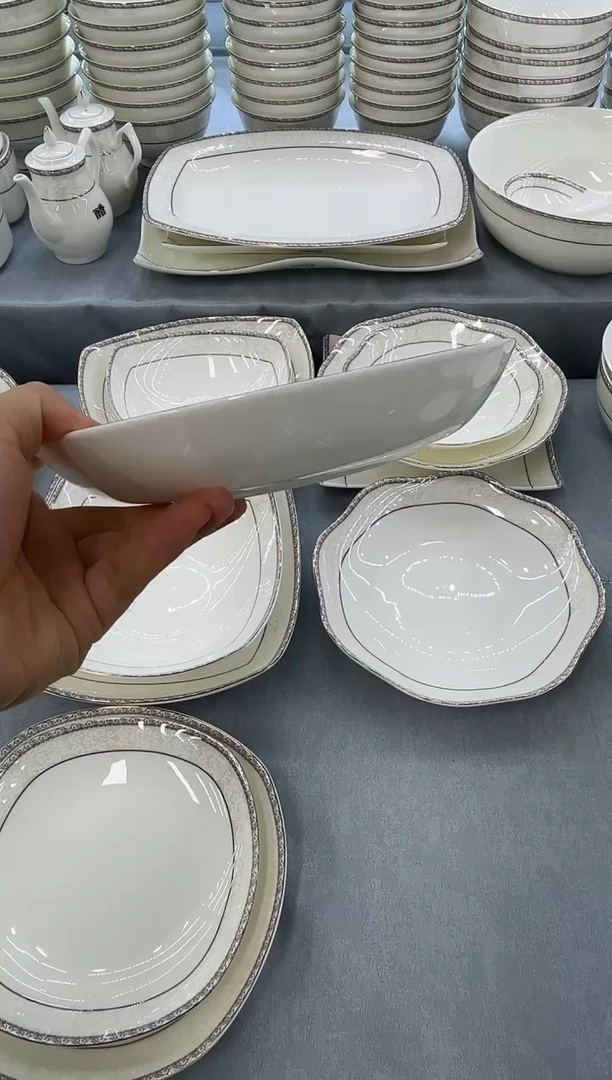 骨瓷玲珑8饭4个
