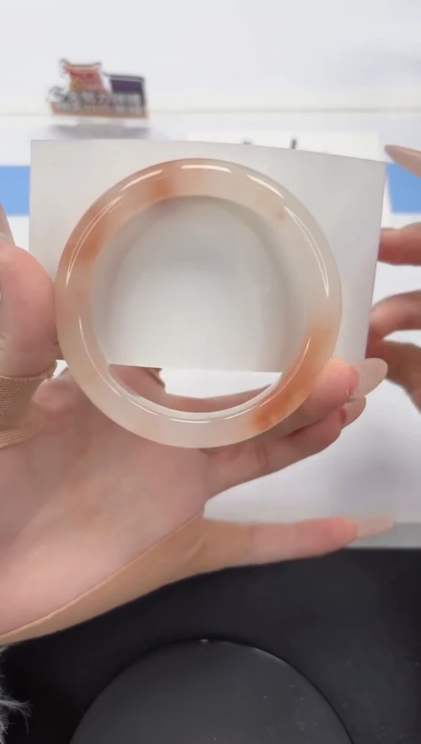 【闪购商品】石英质玉手镯未镶嵌A341-58.4