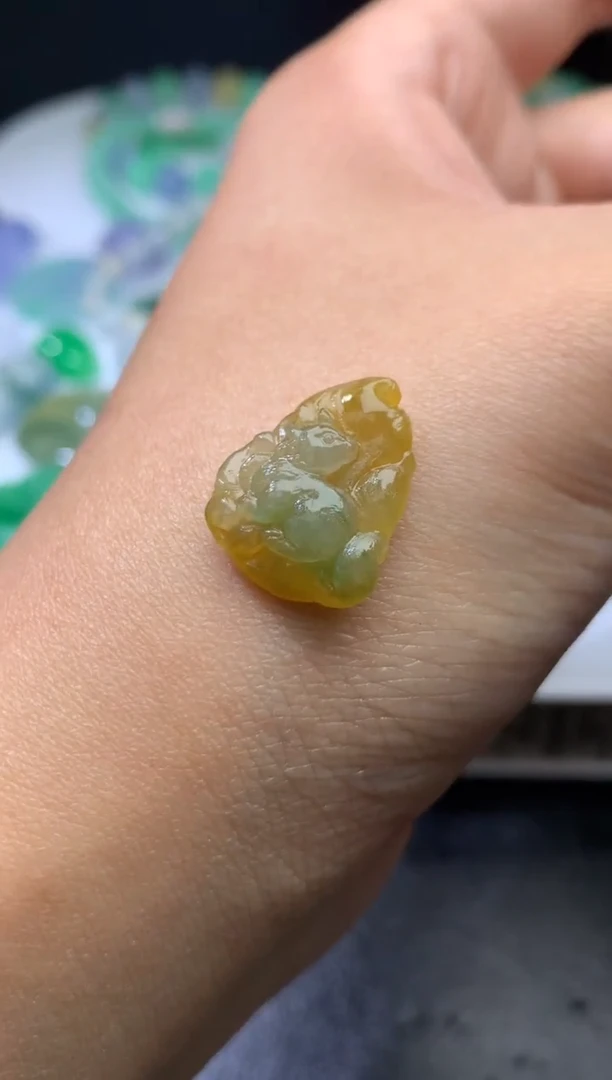 未镶嵌定制翡翠毛货 18.3-14.2-5