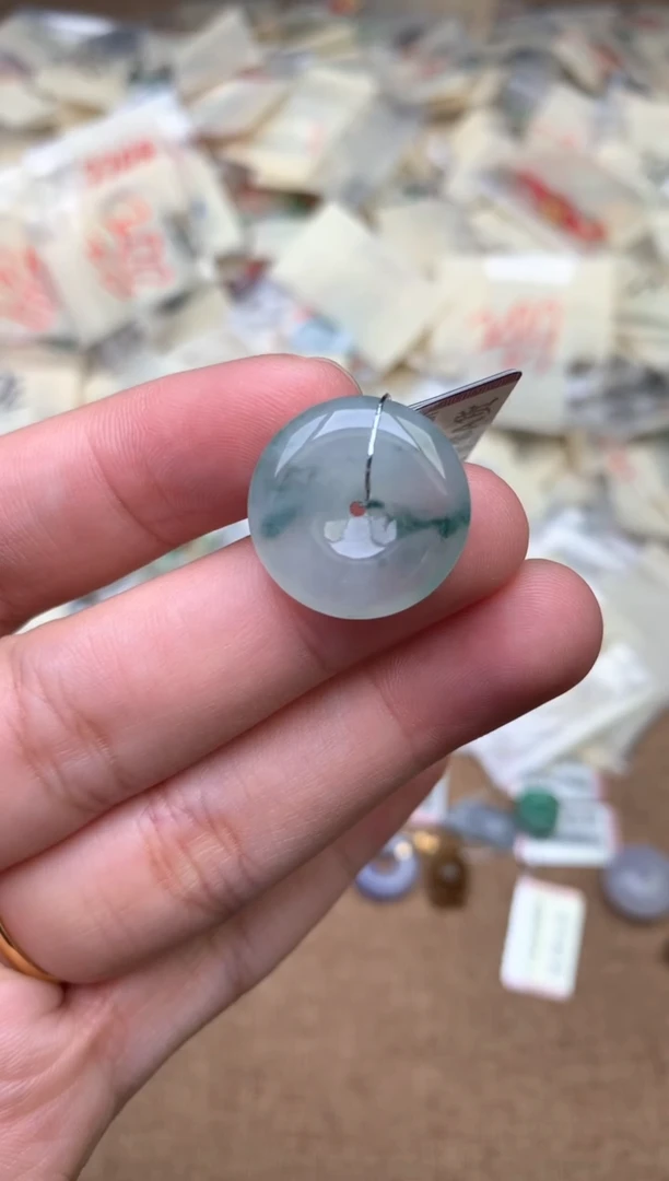 未镶嵌挂件翡翠一