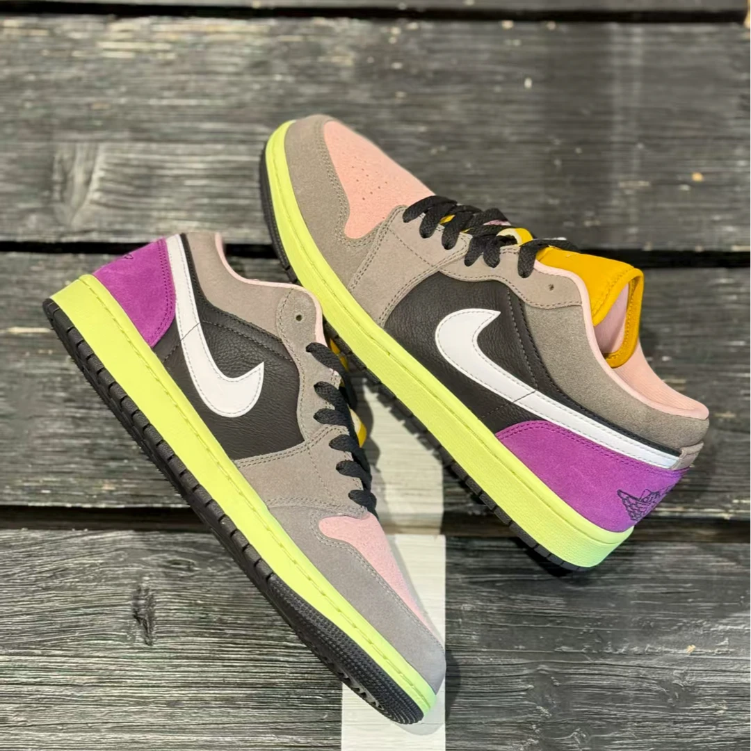 NIKE 耐克男子 AIR JORDAN 1LOW黑灰复古运动篮球鞋 HQ2010-005