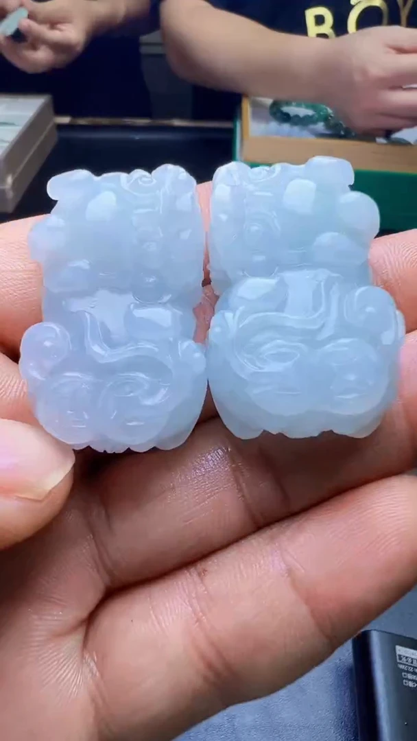 未镶嵌定制翡翠天然翡翠A货一对