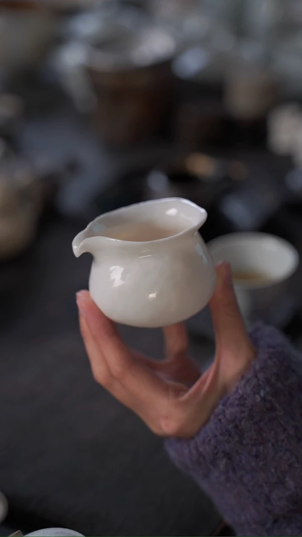 【闪购商品】壶大合小满 玉泥小工公杯一个