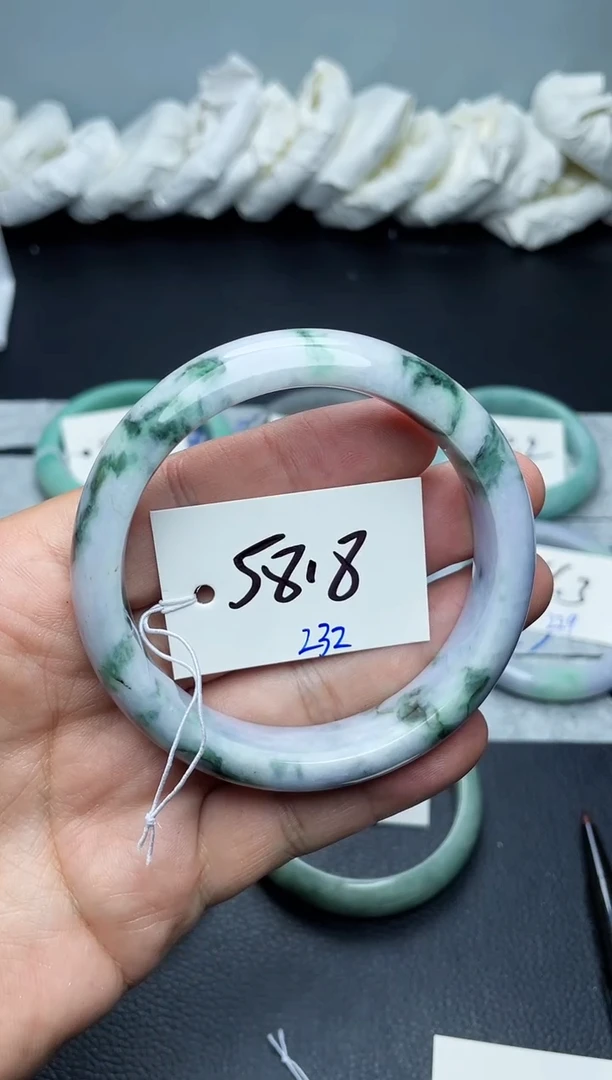 未镶嵌手镯翡翠232