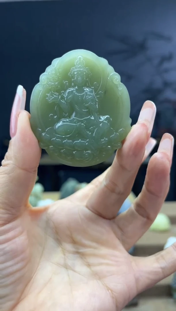 颈饰未镶嵌和田玉1