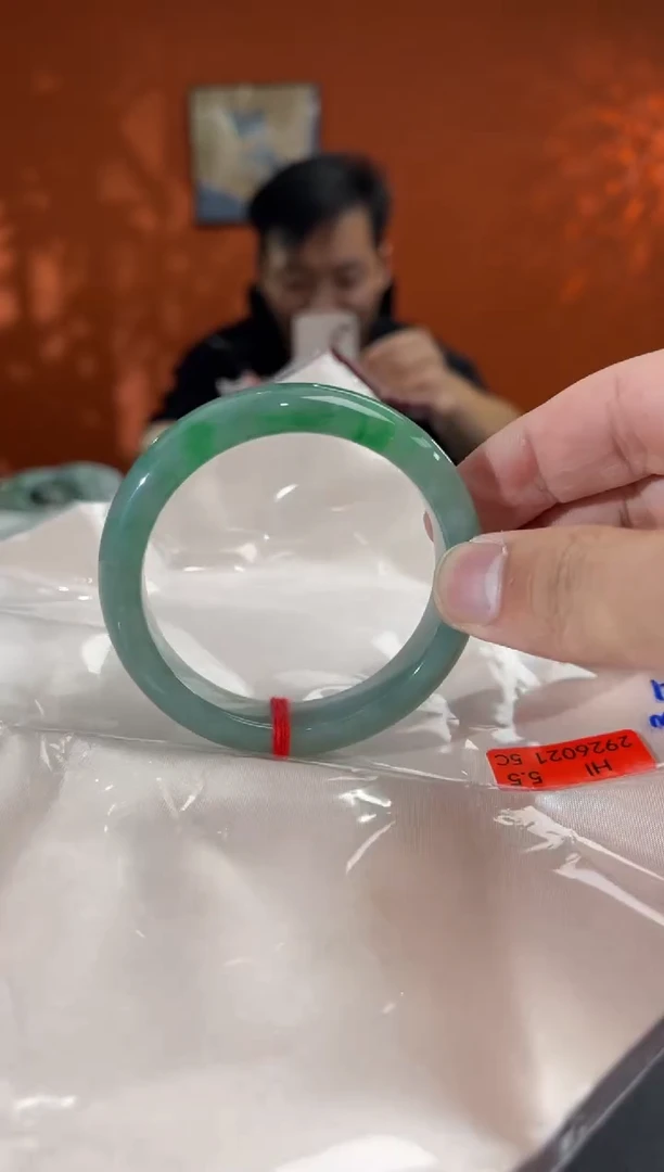 未镶嵌手镯翡翠55