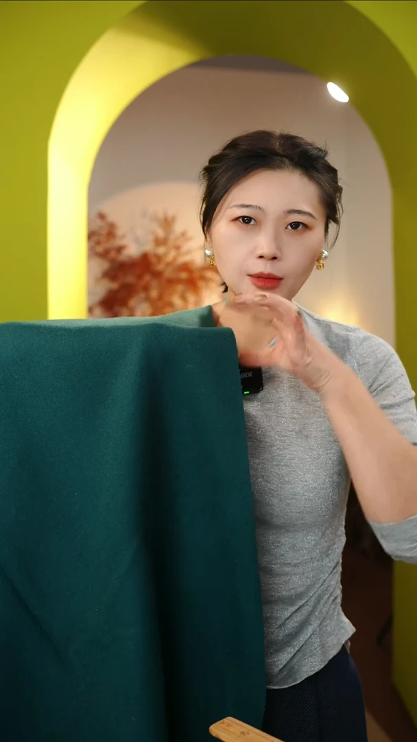 混纺2米 G&CC 羊毛面料古董绿色外套服装布料 宽155CM 550G/M