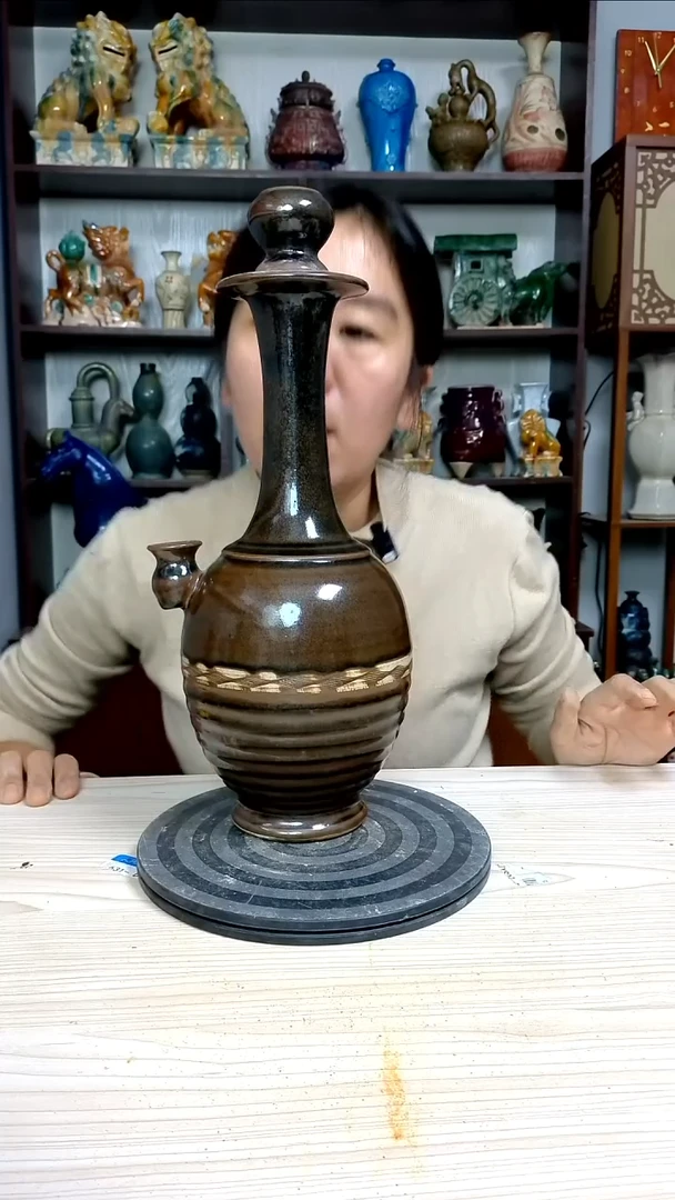 经典精美复古风格瓷器
