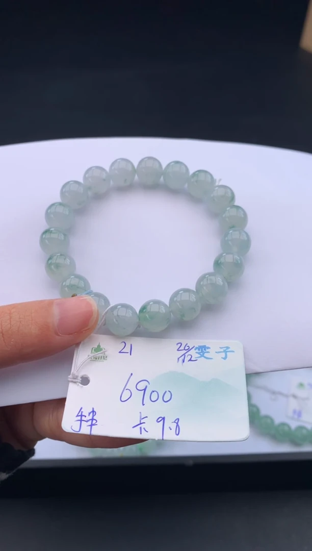 未镶嵌手串翡翠翡翠自带#送人#，假一赔三