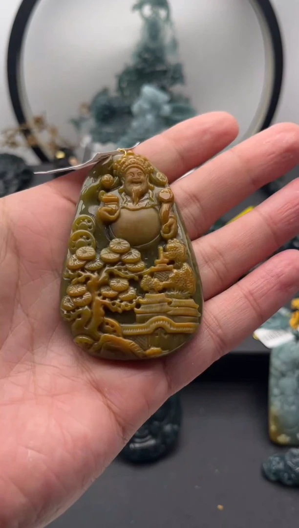 颈饰未镶嵌翡翠财神