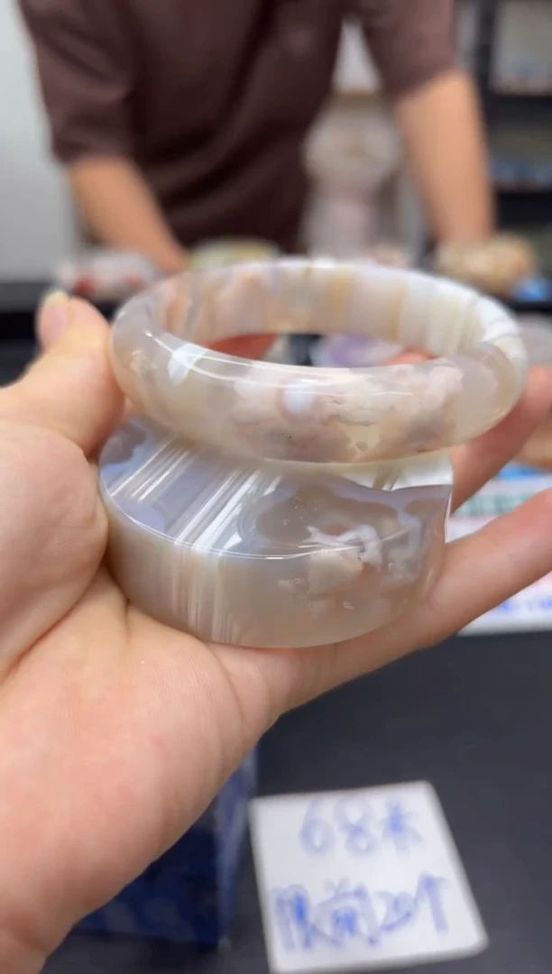 石英质玉手镯未镶嵌C709(62圈赠送镯心)