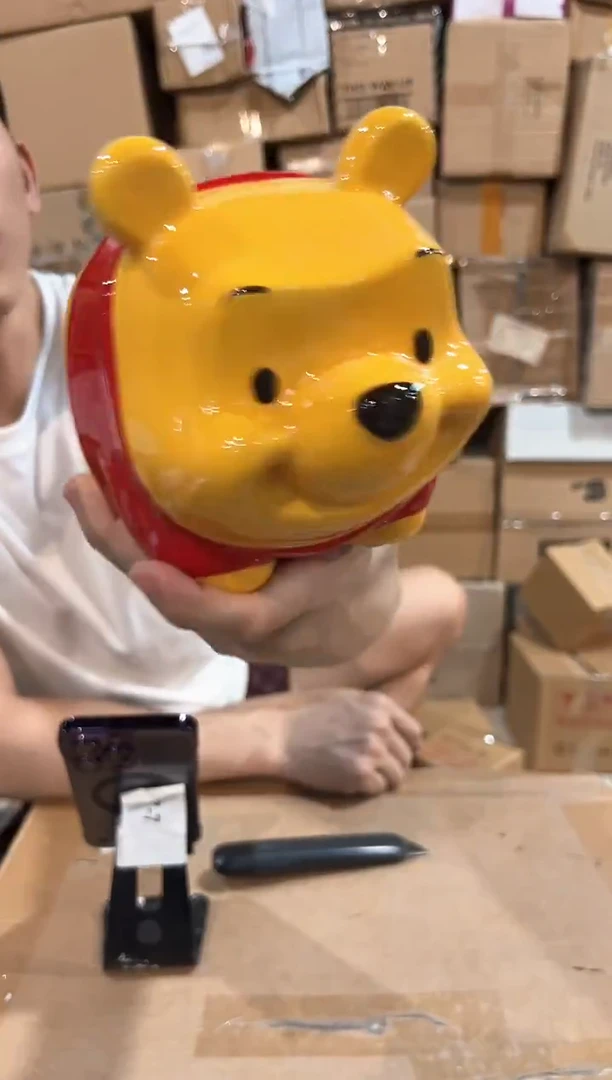 瓷片维尼猪猪钱罐