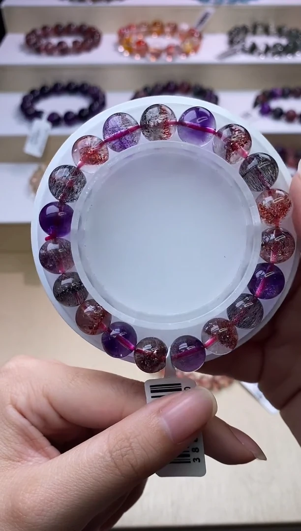 【闪购商品】水晶手链未镶嵌黑加仑超七10m+