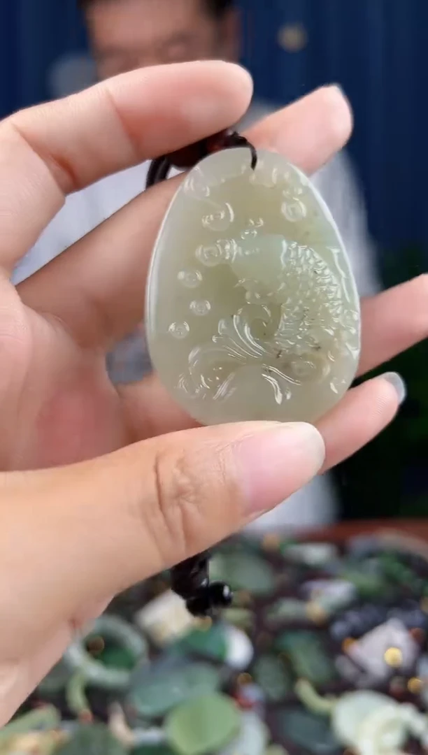 未镶嵌和田玉挂件拍一发一，多样性发货