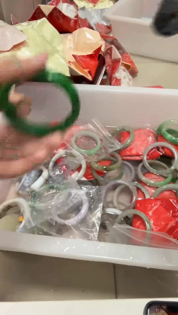 未镶嵌手镯翡翠115