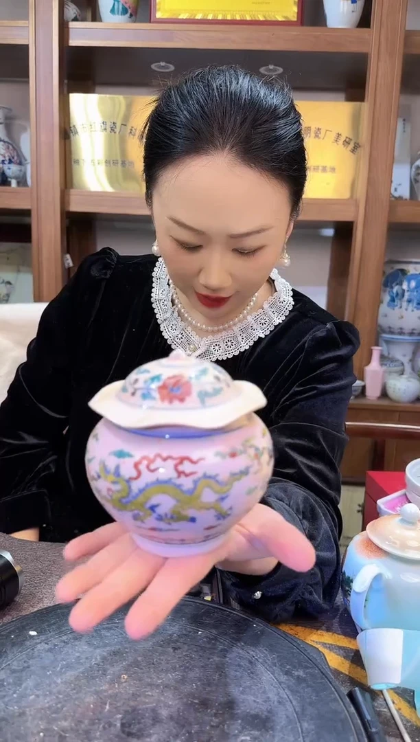 【闪购商品】其他P42景德镇制瓷器一件