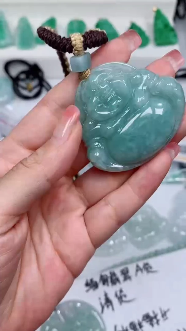 翡翠未镶嵌颈饰吊坠