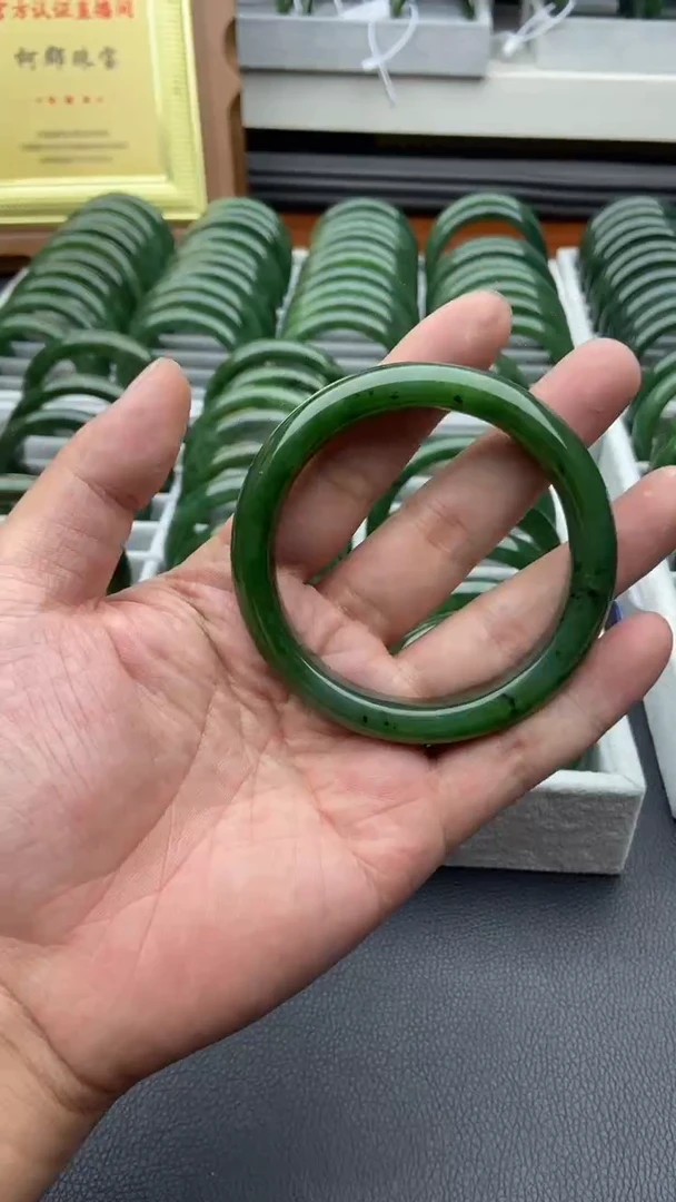 未镶嵌手镯和田玉（碧玉）12-60.5