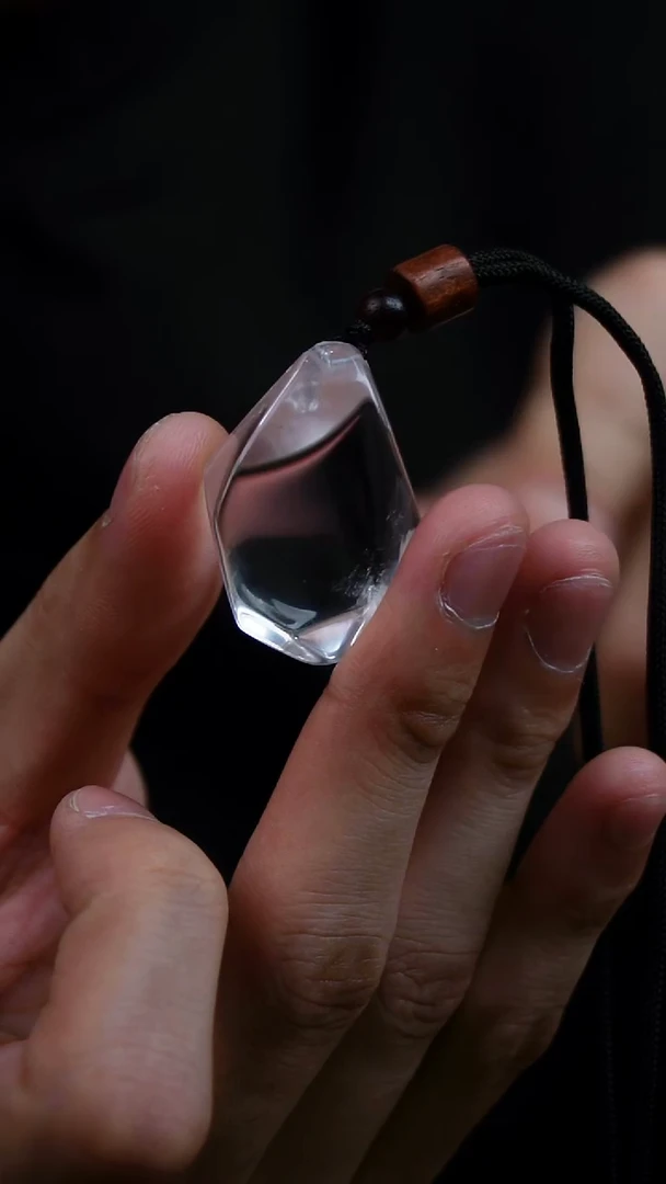 吊坠(赠链)未镶嵌水晶水晶