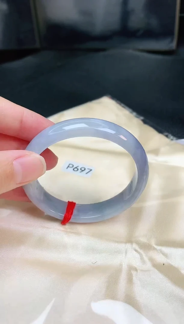 【闪购商品】翡翠手镯未镶嵌缅甸天然A货翡翠手镯