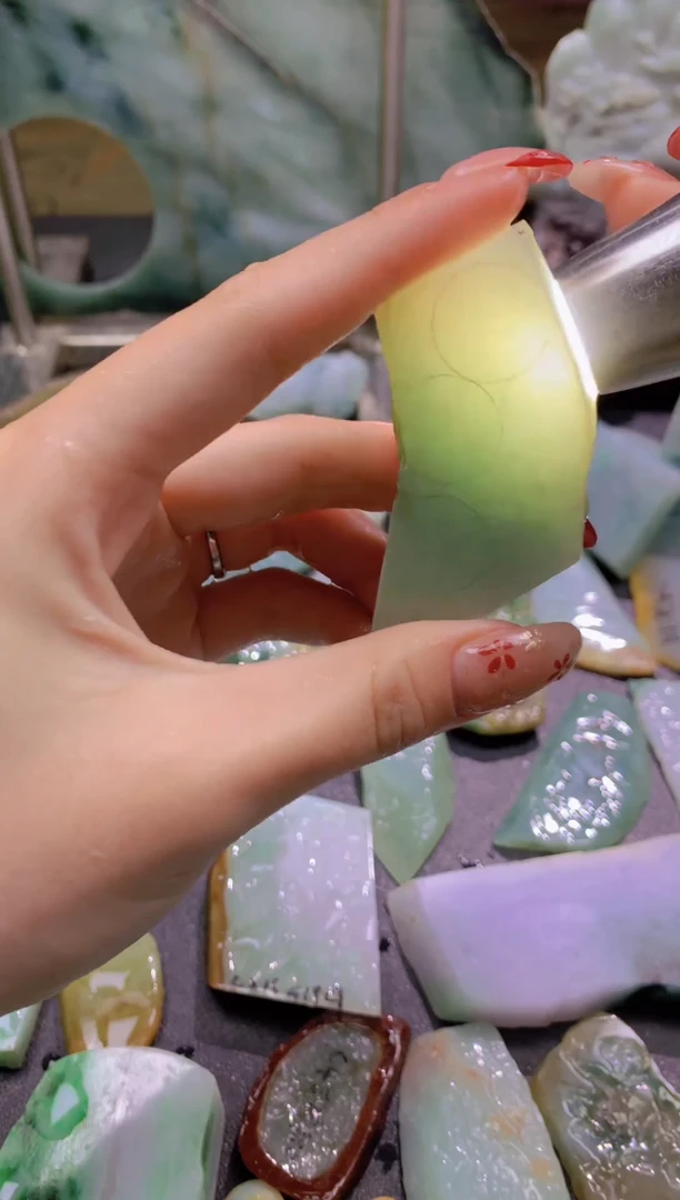 未镶嵌挂件翡翠天然缅甸翡翠A货