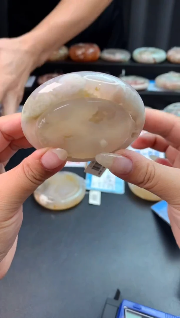 未镶嵌手镯石英质玉（58圈口）赠送镯心