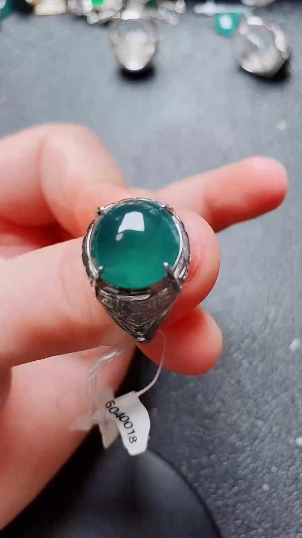 翡翠戒指银S925镶嵌翡翠