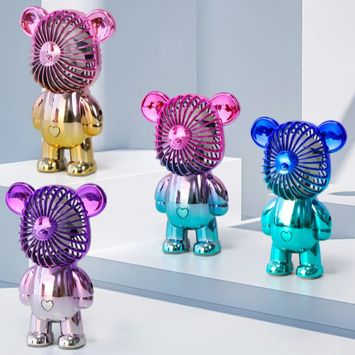 新疆包邮到家-炫彩电镀熊小电扇usb充电三档手持学生桌面风扇便携