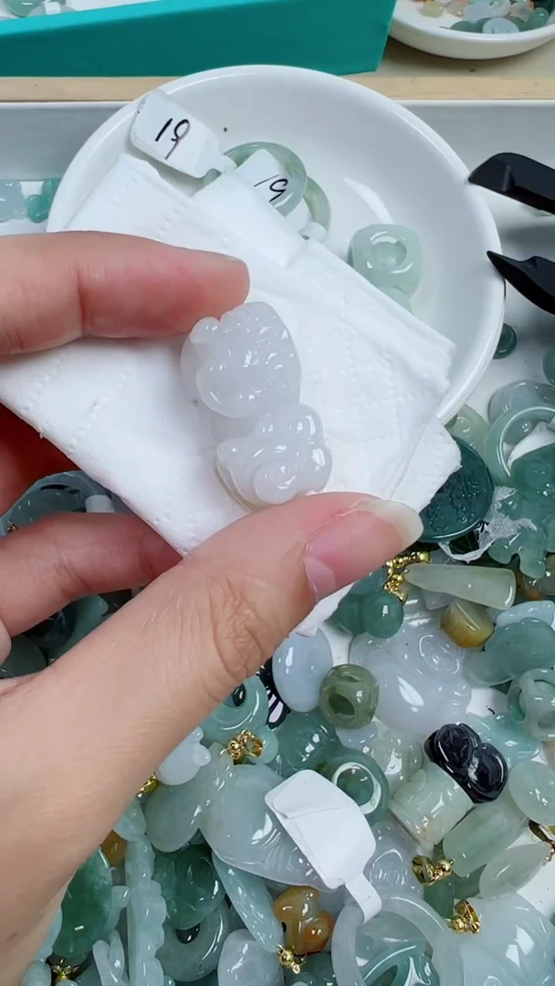 散珠翡翠234号链接，A货翡翠