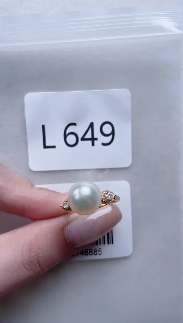 银S925镶嵌海水珍珠戒指L649
