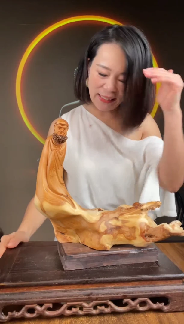 柏木（崖柏）手工摆件,先抢先得! 编号:237