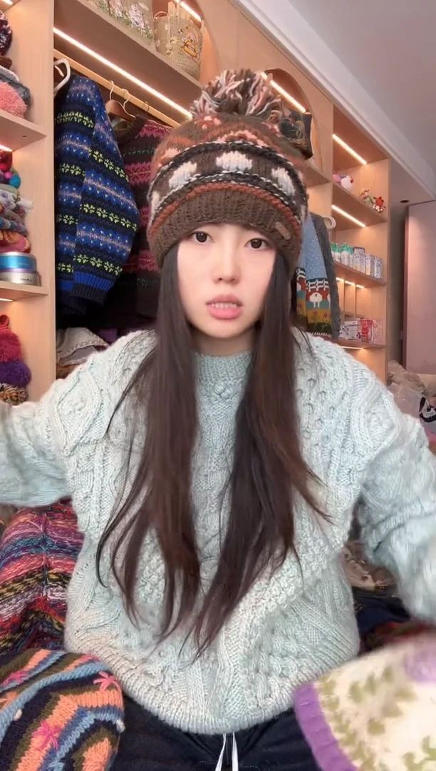 羊毛咖色辉煌帽