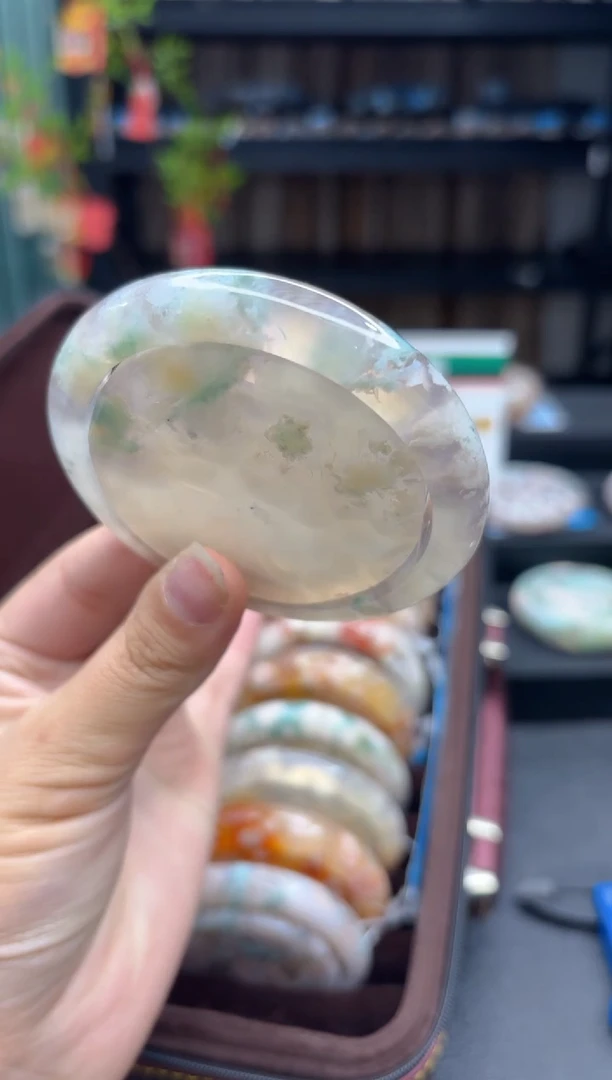 【闪购商品】石英质玉手镯未镶嵌200（58圈赠送镯心）