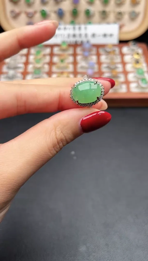 银S925镶嵌戒指翡翠一物一证一礼盒