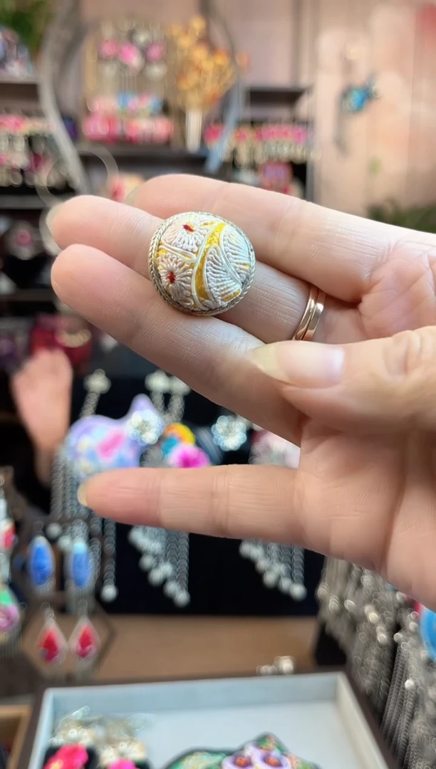 织绣民族风手工非遗老绣饰品371