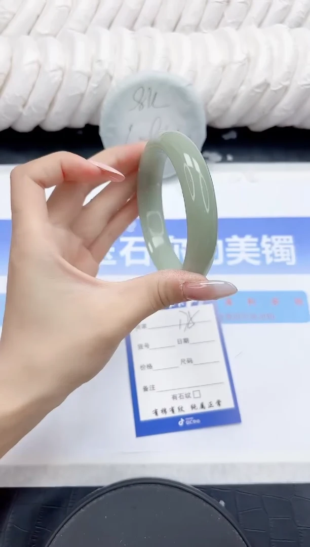 未镶嵌手镯石英质玉175-60