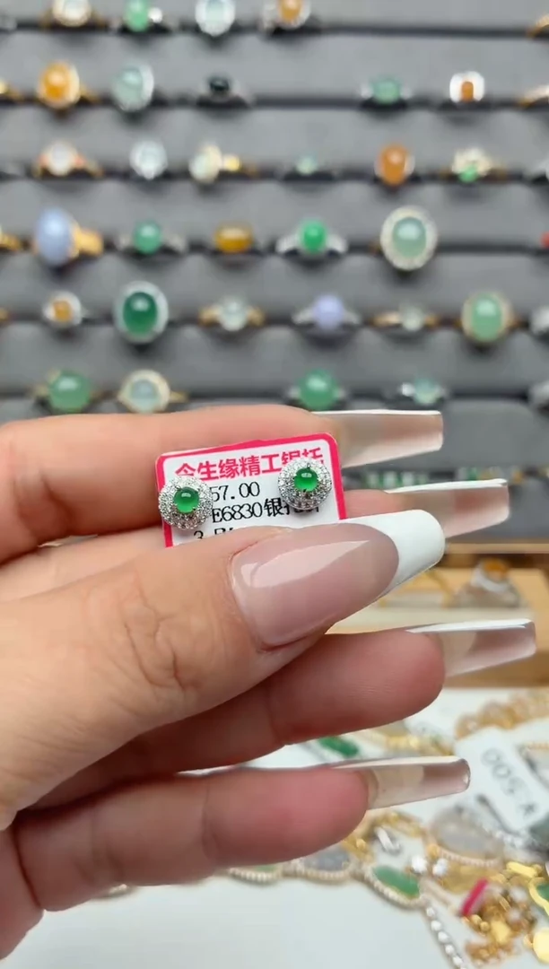 银S925镶嵌戒指翡翠?*儿.