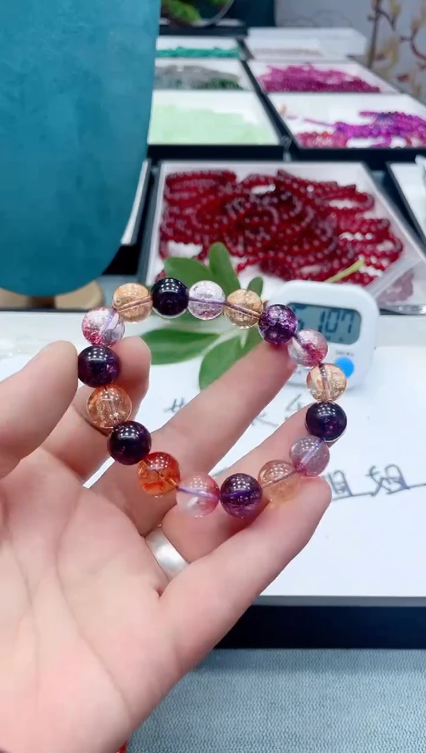 【闪购商品】水晶手链未镶嵌超七