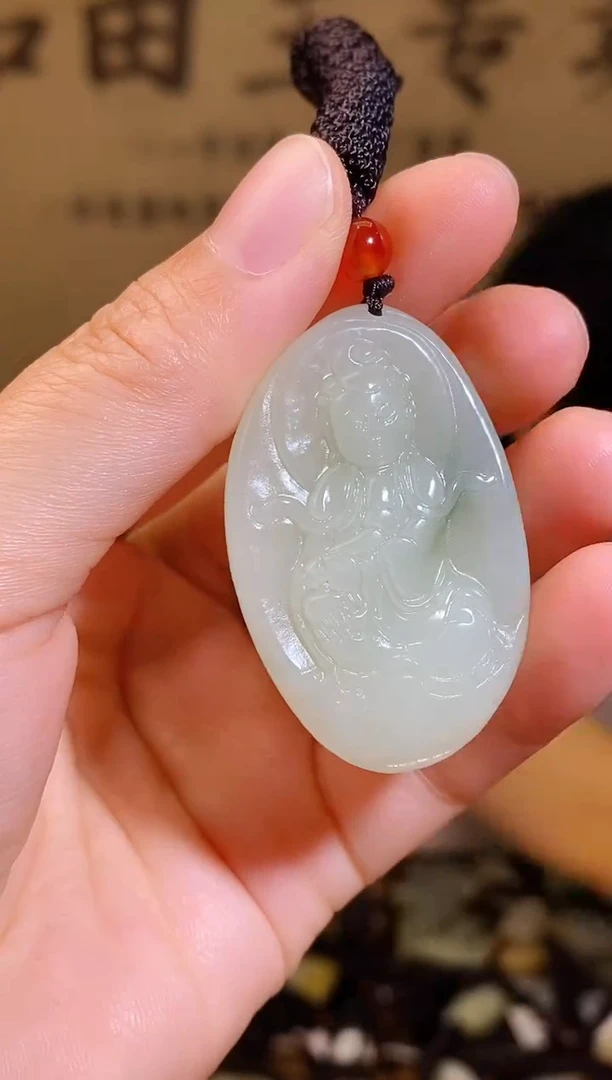 和田玉未镶嵌颈饰1