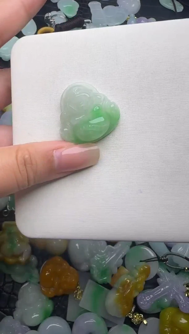 翡翠未镶嵌颈饰天然缅甸翡翠吊坠