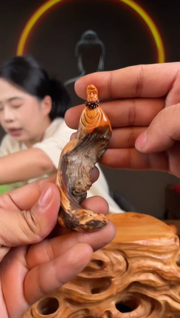 柏木（崖柏）手工摆件,先抢先得! 编号:341