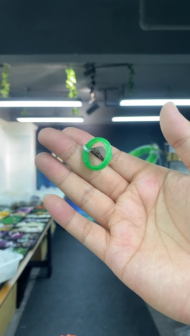 翡翠戒圈未镶嵌多样性发其一颜色微差